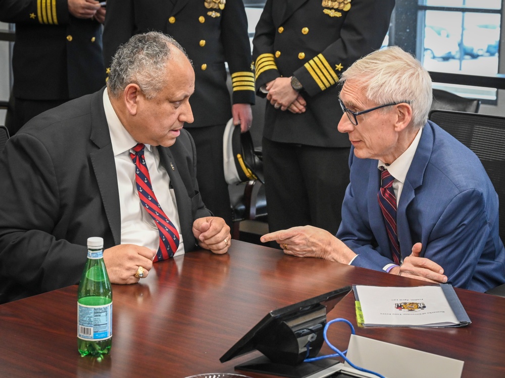 SECNAV Del Toro Speaks With Wisconsin Governor Tony Evers at the Keel Laying of the USS Constellation (FFG 62)