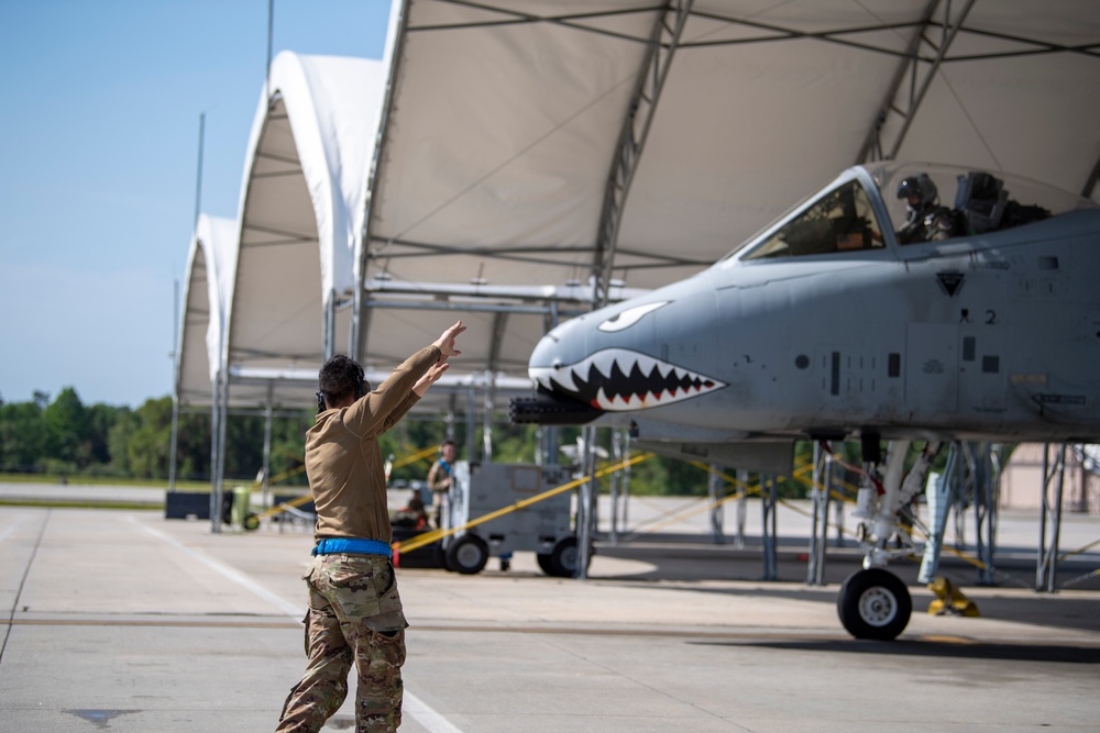Moody A-10s depart for RT 24-1