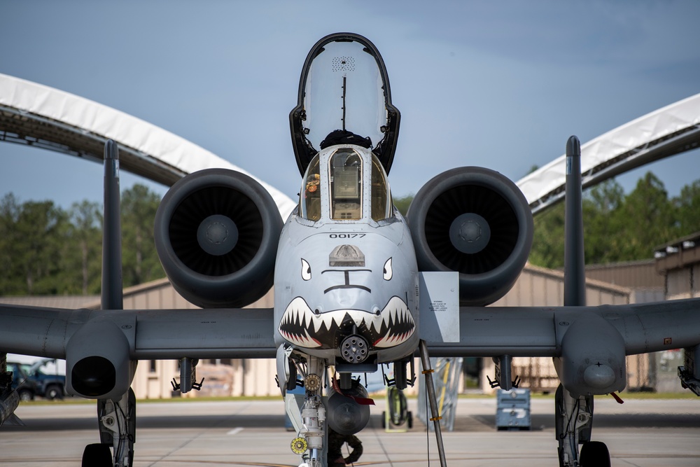 Moody A-10s depart for RT 24-1