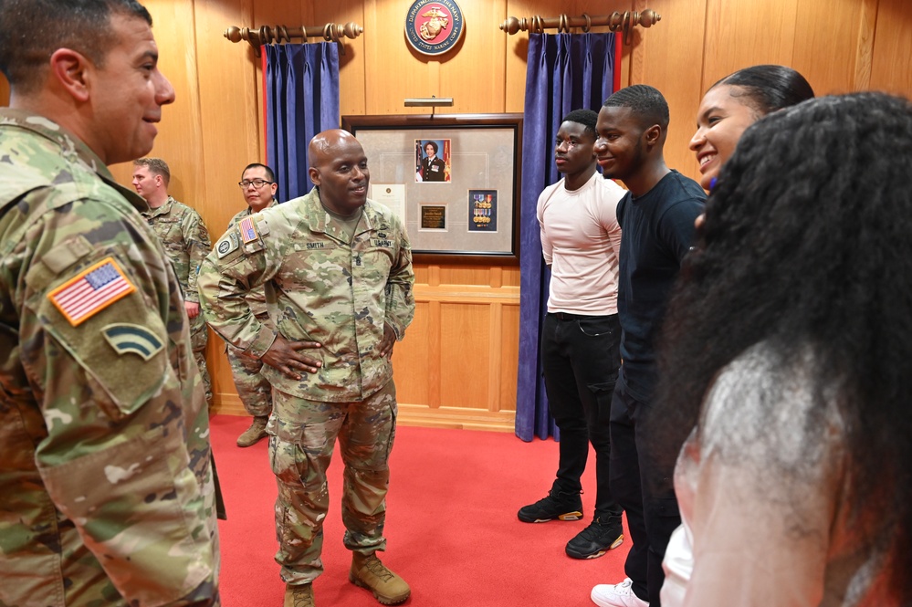 D.C. National Guard CG delivers oath of enlistment at MEPS-Baltimore