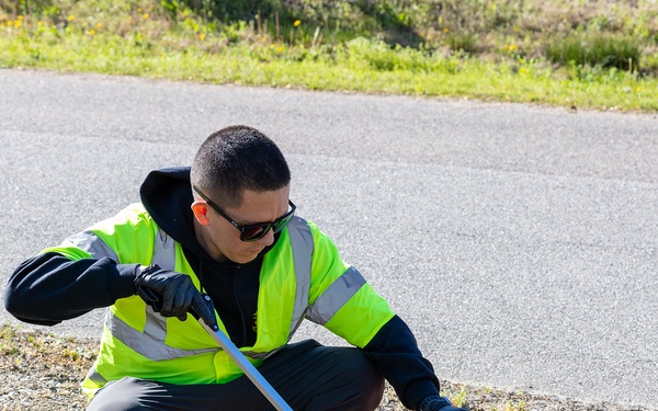 CVN 79 Sailors Clean Up Suffolk
