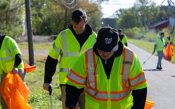 CVN 79 Sailors Clean Up Suffolk