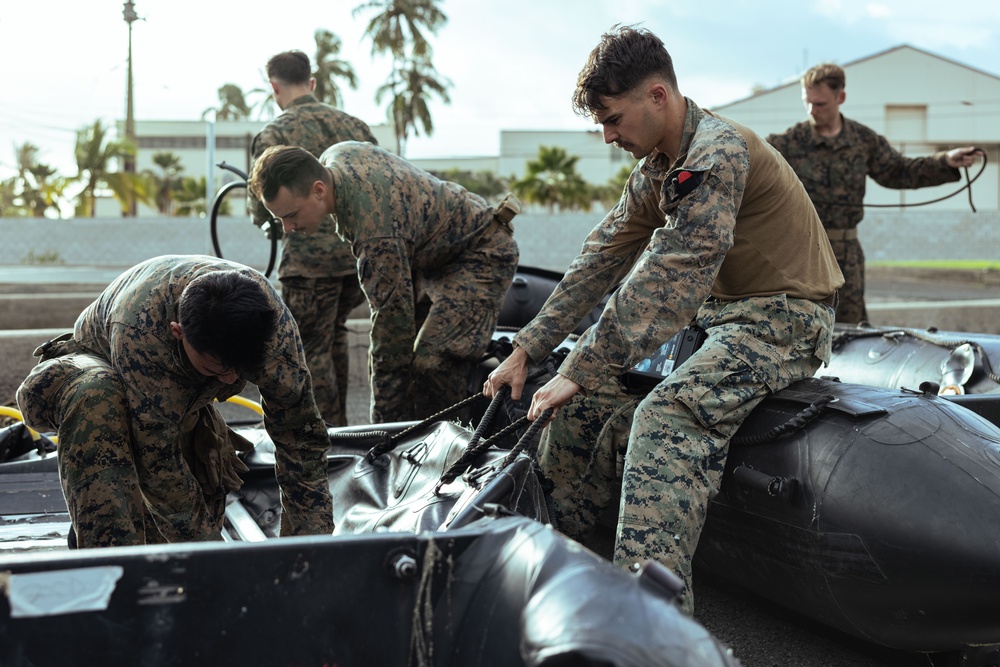 Radio Reconnaissance Amphibious Infiltration | 3rd Radio Battalion