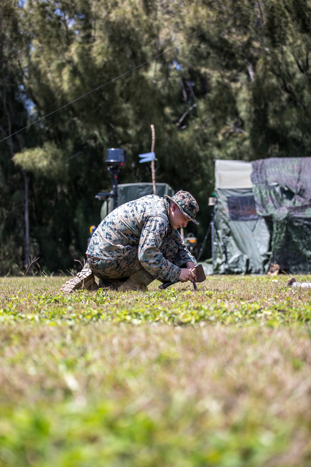 III MIG commanding officer visits during Corvus Dawn | 3rd Radio Battalion