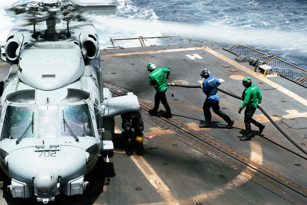 USS Mason Conducts Routine Operations in the Red Sea