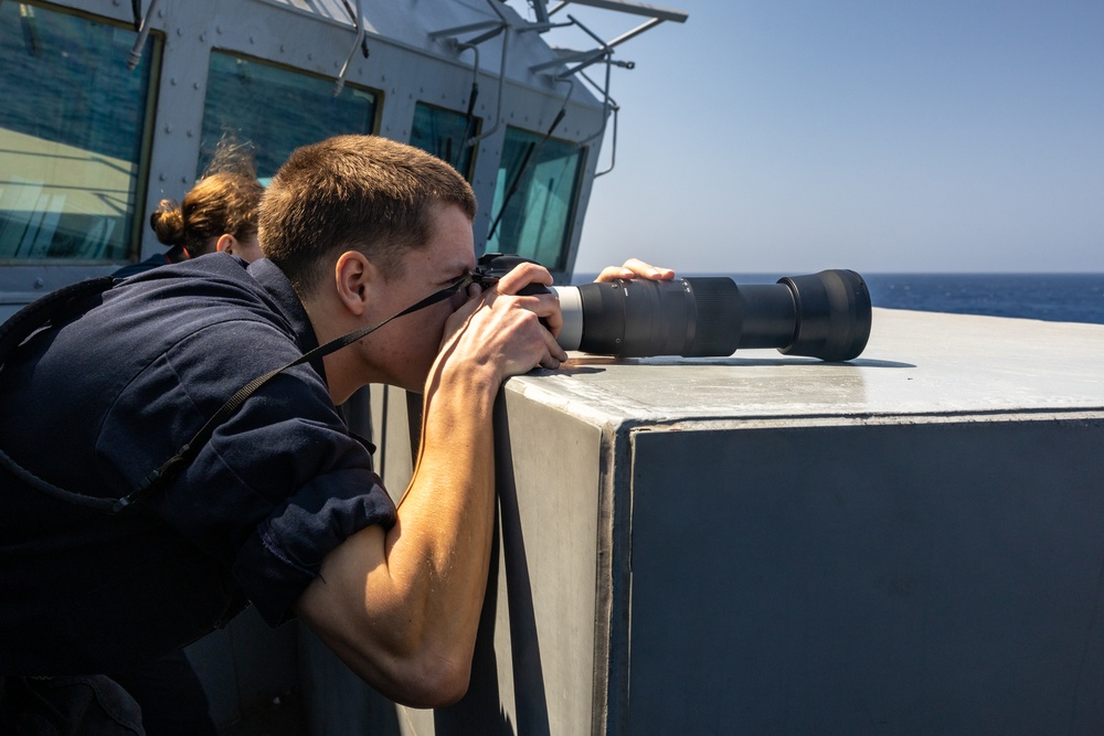 USS Higgins Close Quarters Maneuver