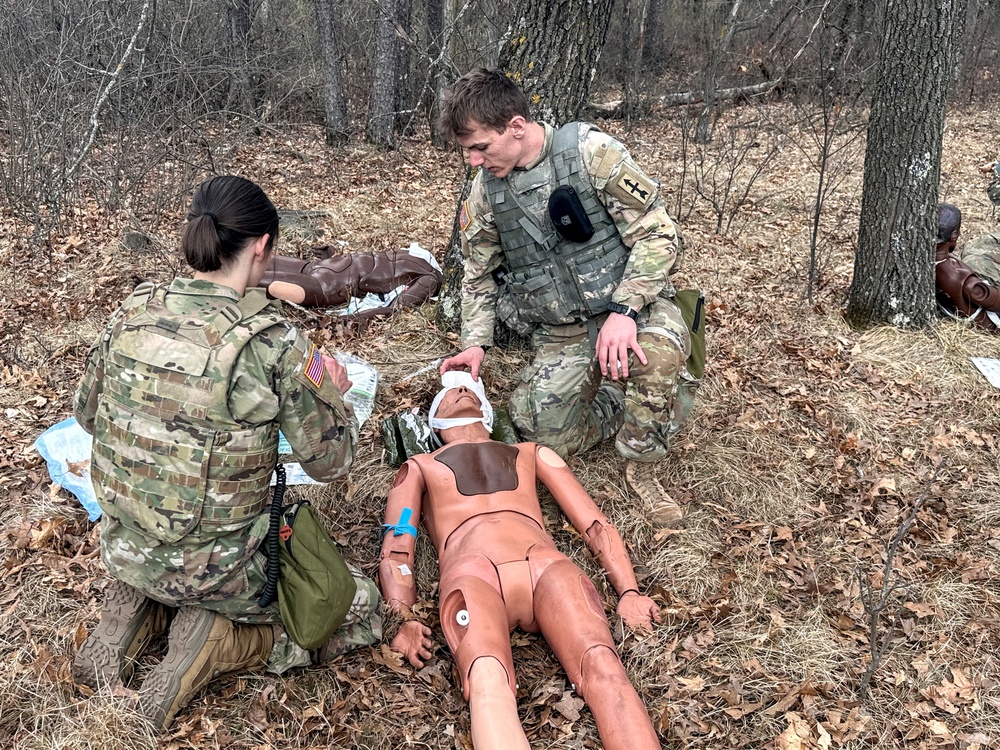 Red Arrow Medics put their Skills to the Test