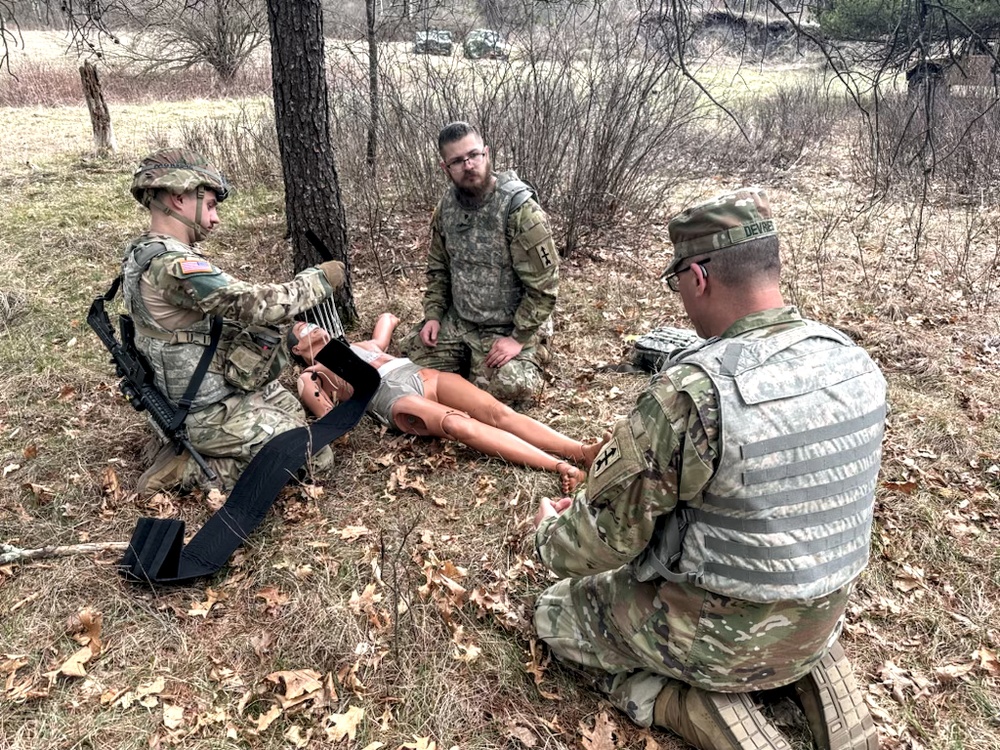 Red Arrow Medics put their Skills to the Test