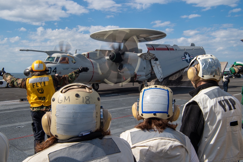 Hampton Roads Executive Roundtable Shipboard Tours