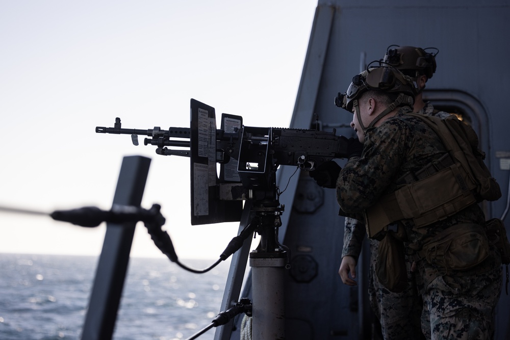 Dvids - Images - 24th Meu Marines And Uss New York (lpd 21) Sailors 