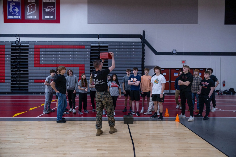 RSS Kenosha’s leads Wilmot Union Highschool’s Gym Classes For A Day!