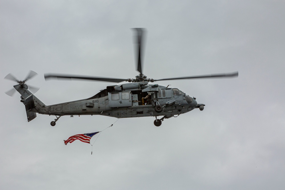 Abraham Lincoln conducts flight operations during friends and family day cruise