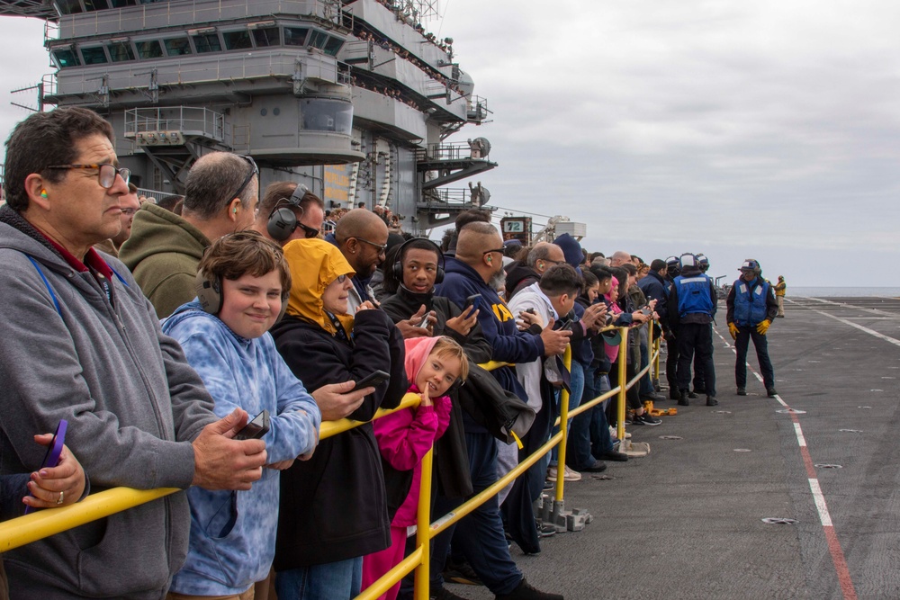 Abraham Lincoln conducts flight operations during friends and family day cruise