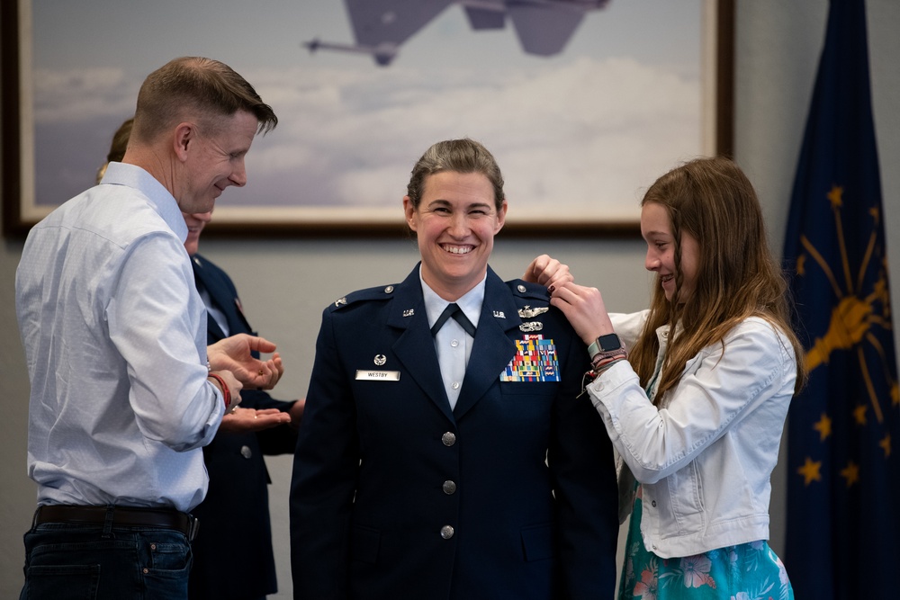 122nd FW maintenance group commander achieves rank of colonel