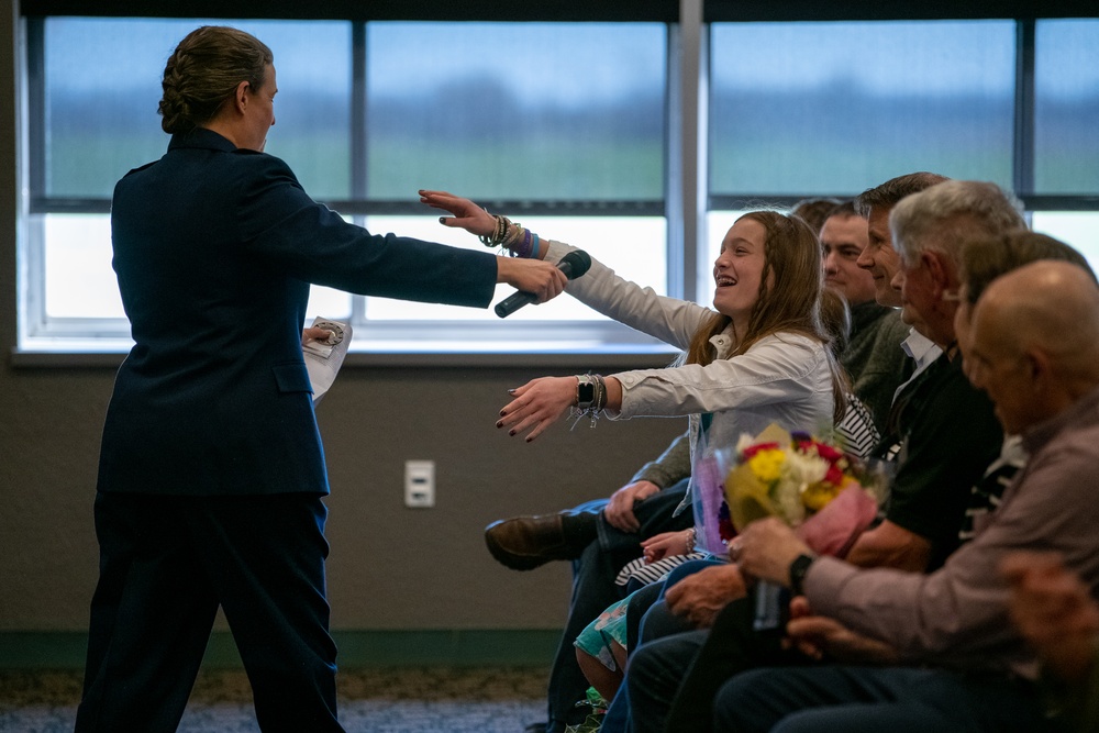 122nd FW maintenance group commander achieves rank of colonel