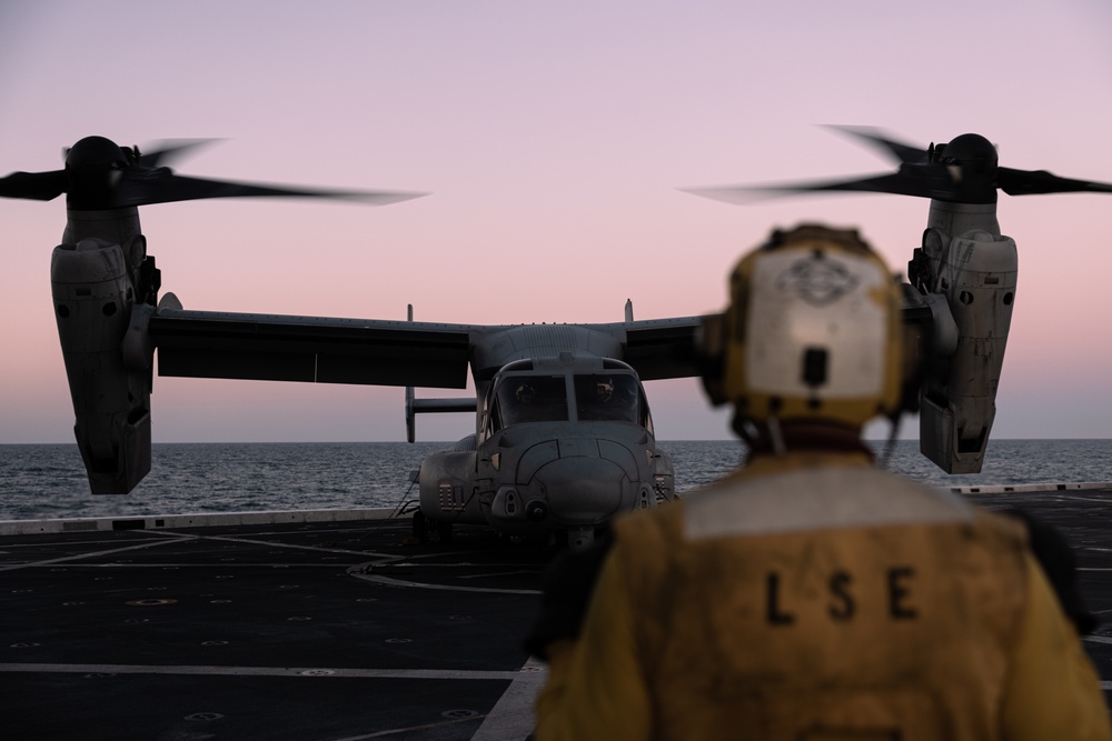 USS New York Marines and Sailors Conduct Night Flight Ops
