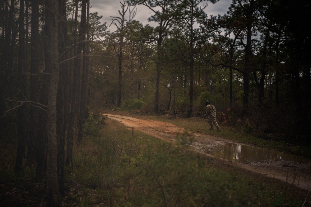 110th SFS simulate enemy engagement during Florida AT