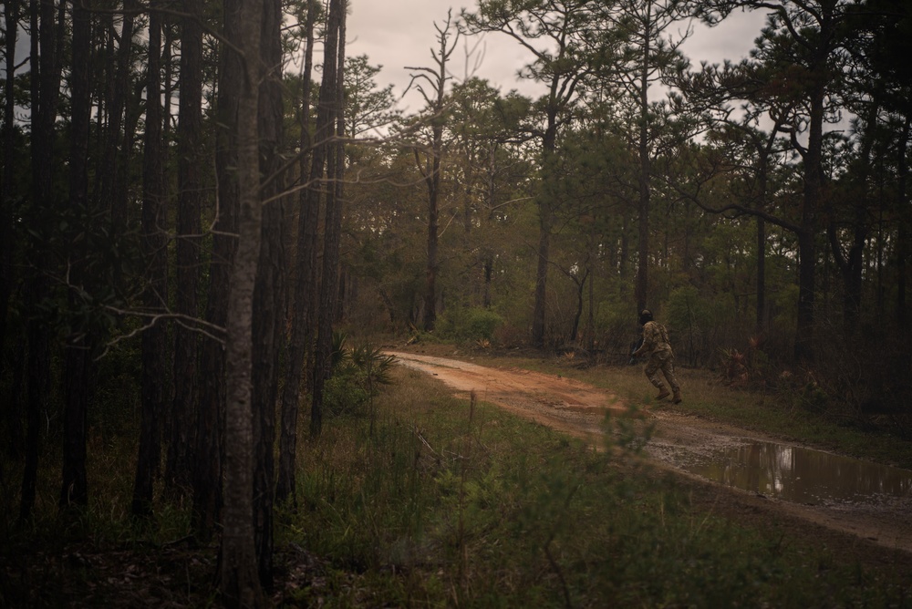 110th SFS simulate enemy engagement during Florida AT