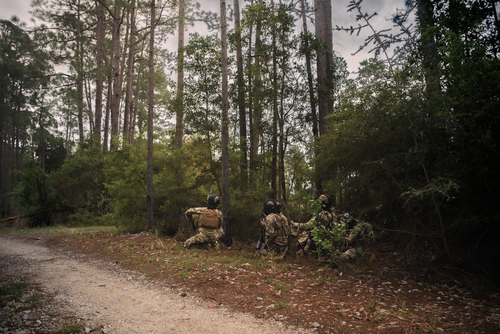 110th SFS simulate enemy engagement during Florida AT