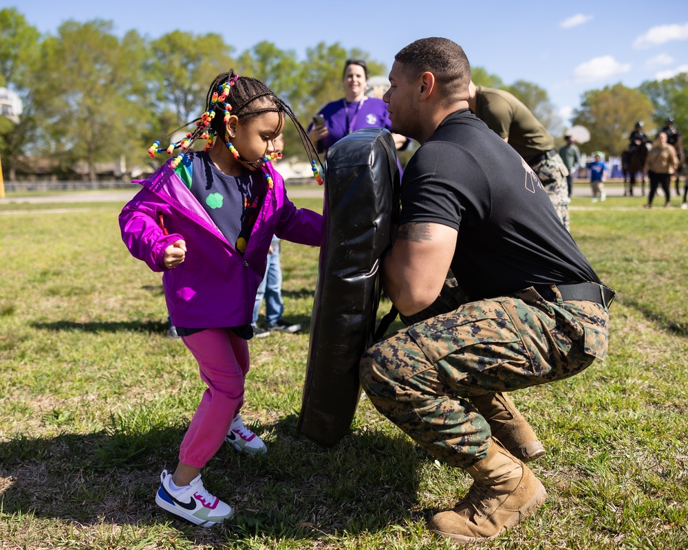 MARFORCOM Marines participate in Career Day at White Oaks Elementary
