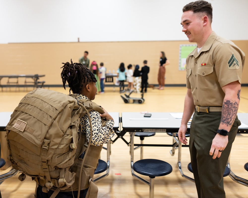 MARFORCOM Marines participate in Career Day at White Oaks Elementary