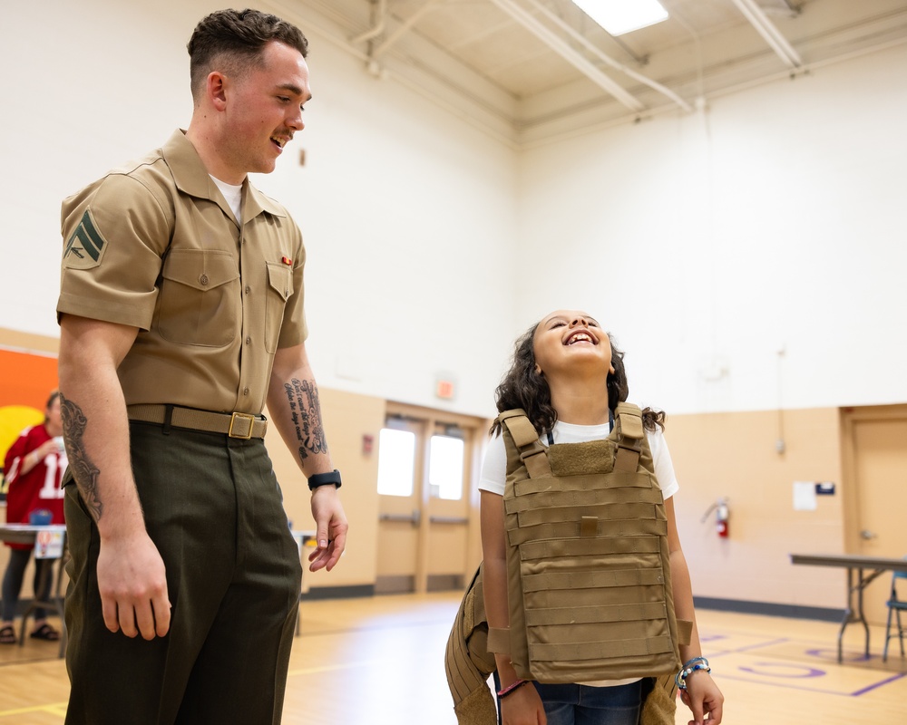 MARFORCOM Marines participate in Career Day at White Oaks Elementary