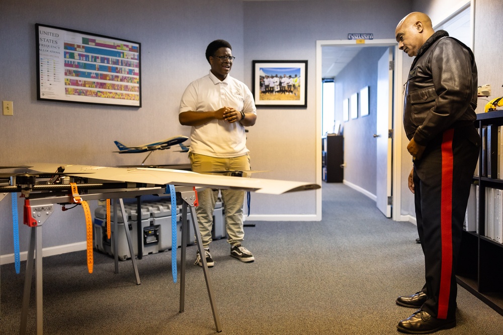 MARFORCOM Commander and Hon. Franklin Parker visit Hampton University