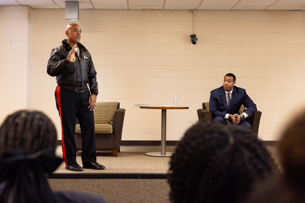 MARFORCOM Commander and Hon. Franklin Parker visit Hampton University