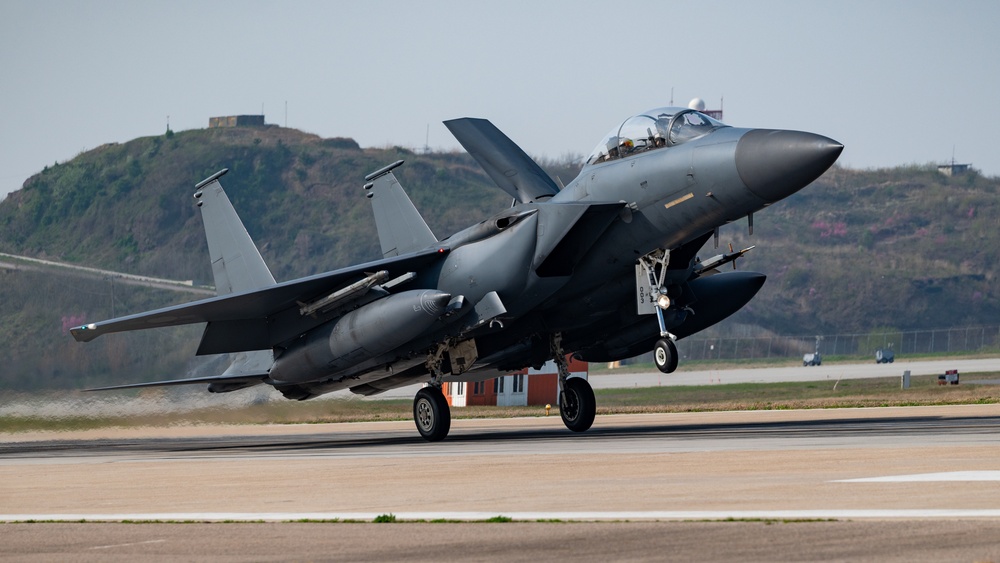 Kunsan AB hosts Korea Flying Training 2024