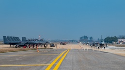 Kunsan AB hosts Korea Flying Training 2024