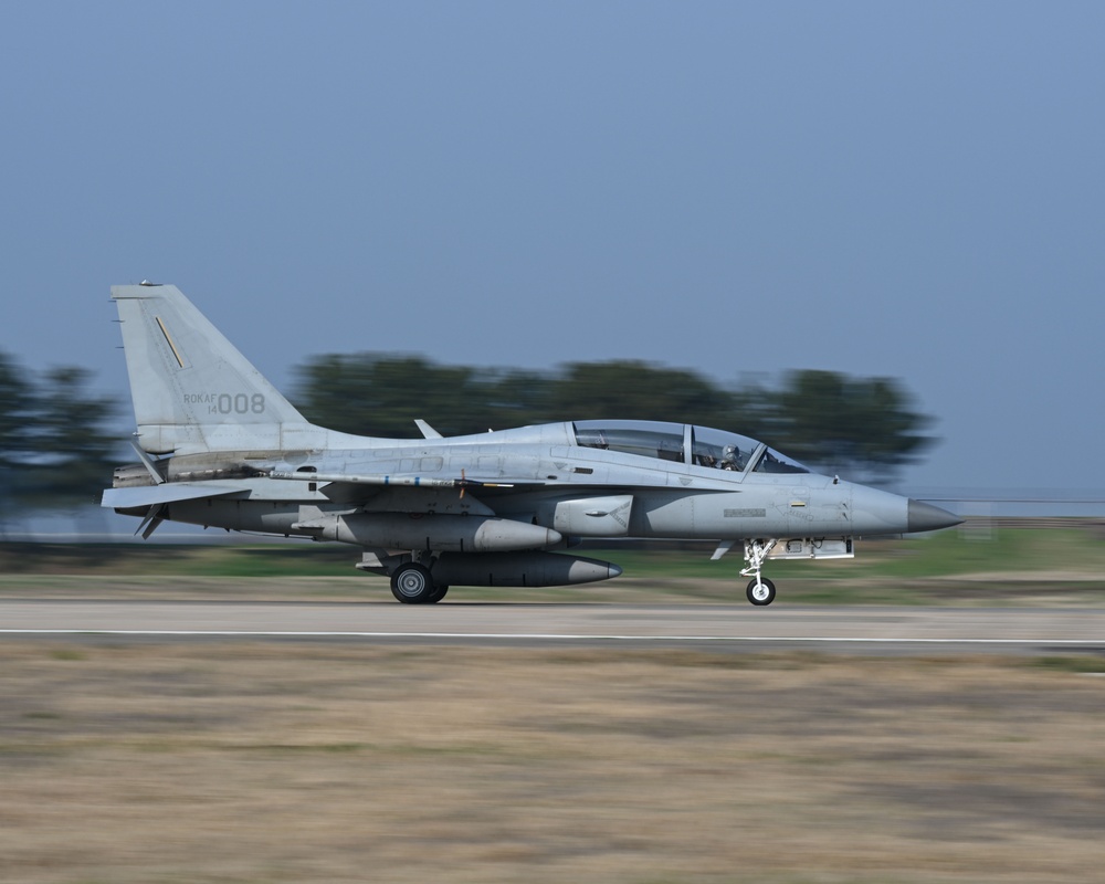 Kunsan AB hosts Korea Flying Training 2024