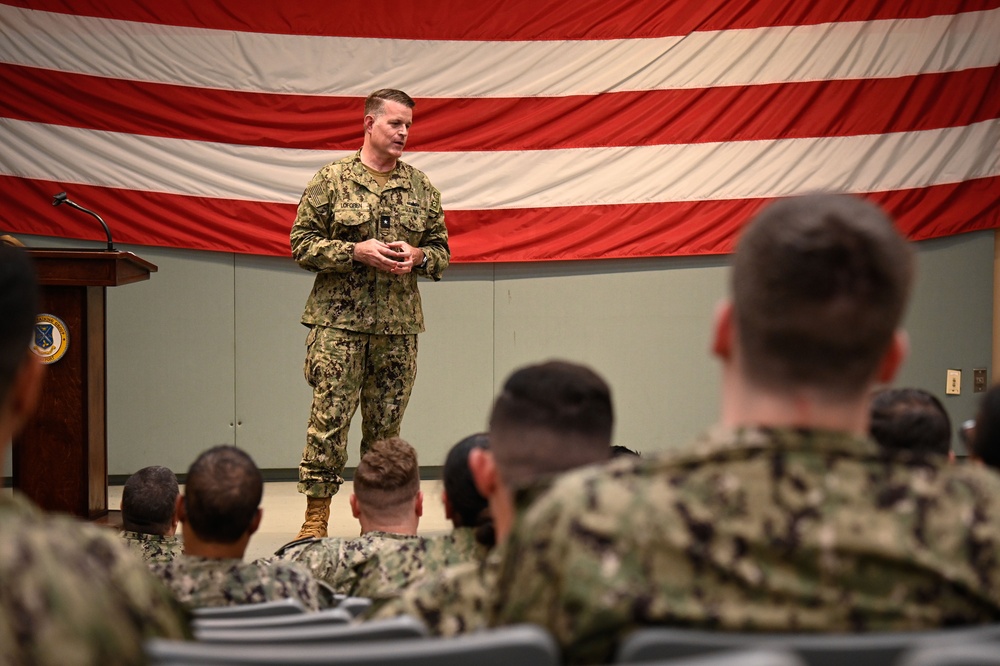 Dvids - Images - All Hands Call With Vice Commander 4th Fleet [image 2 