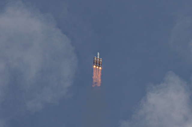 Delta IV Heavy NROL-70 Launch