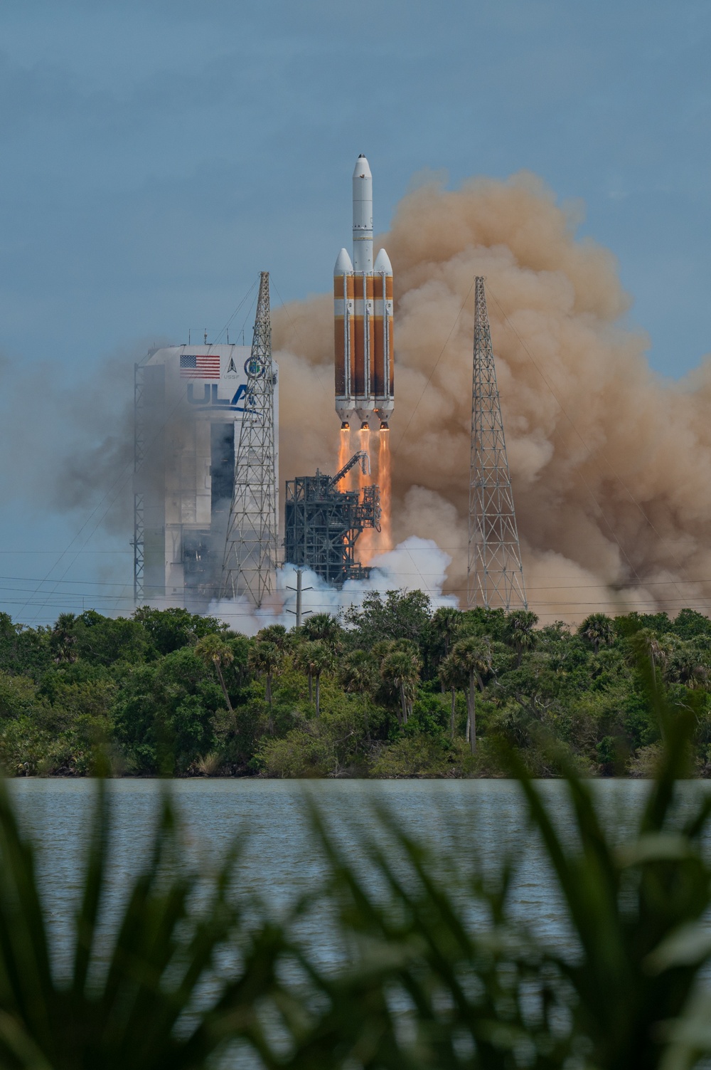 Delta IV Heavy NROL-70 Launch