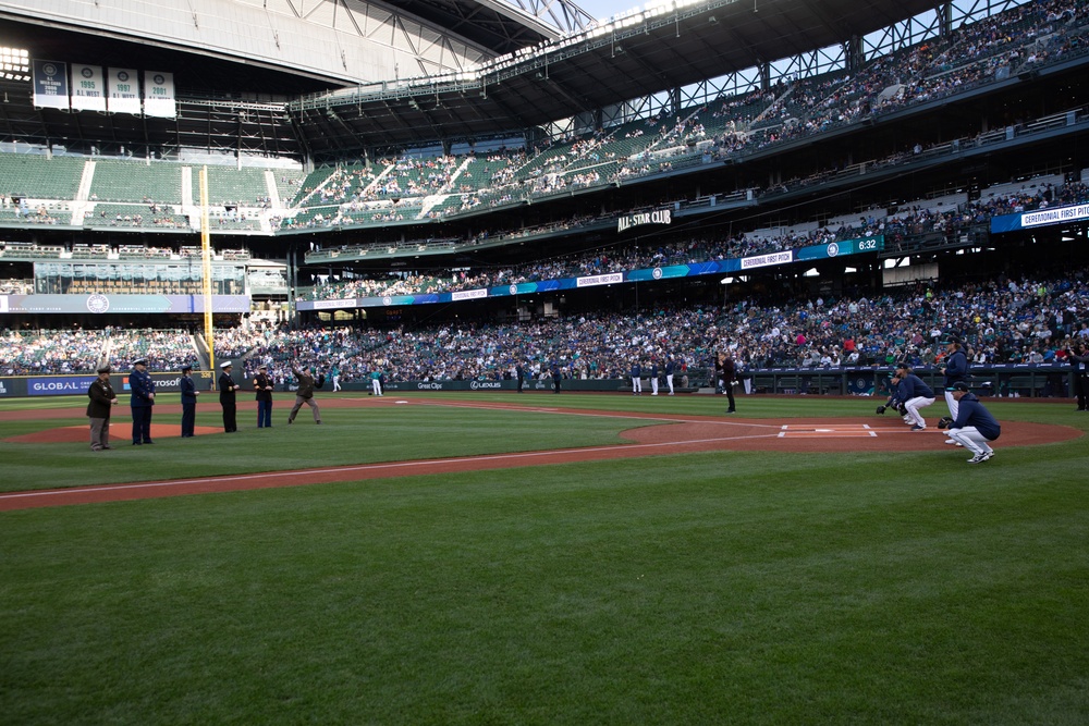 Seattle Mariners' &quot;Salute to Armed Forces&quot; game