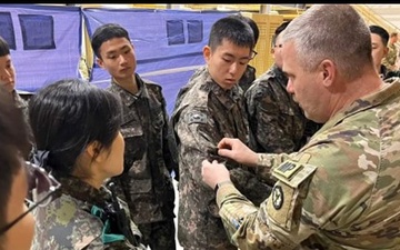 Republic of Korea, U.S. Military Police Train Together on Detention Operations