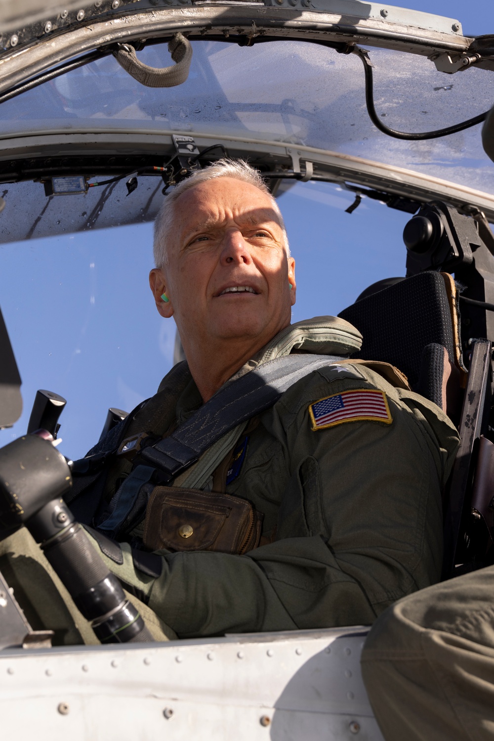 Leadership in Flight: U.S. Navy Air Boss flies with 3rd MAW