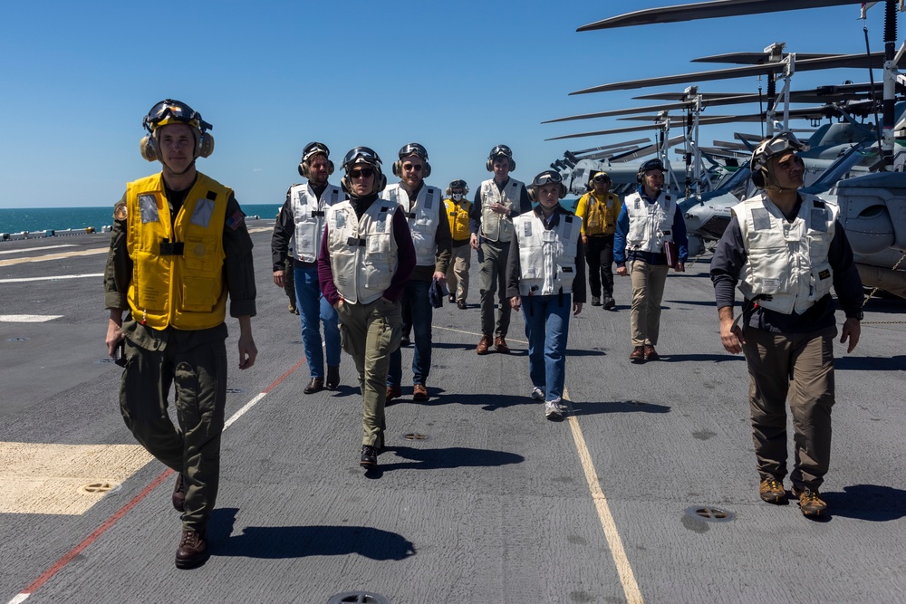 STAFFDEL Visits WSP ARG-24th MEU