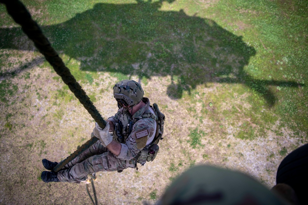 Kadena Rescue Airmen Drop In for Month of the Military Child