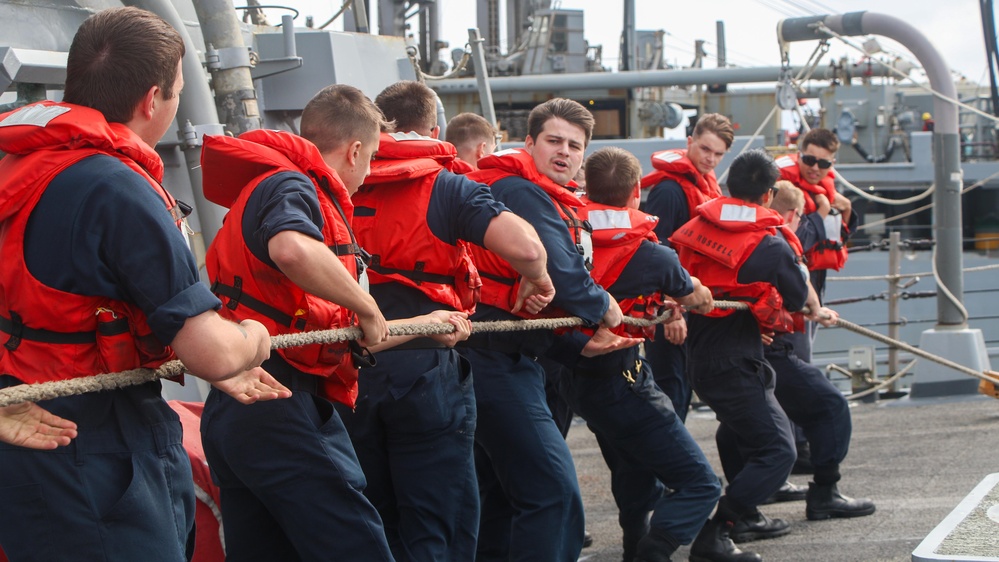 USS Russell (DDG 59) Fueling-at-Sea with USNS John Ericsson (T-AO 194)