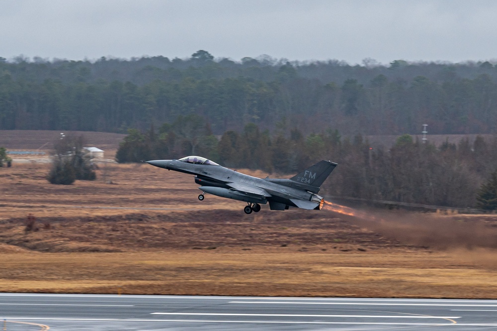 Airmen deploy for Operation Noble Eagle