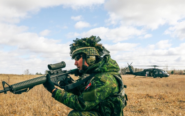 Canadian LSSR Conducts Live-Fire Events at Camp Ripley