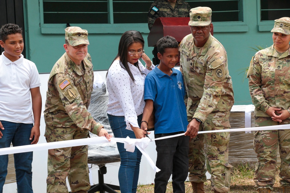 U.S. Southern Command and Global Aid Consultants donate equipment to Honduran school during CENTAM GUARDIAN 24