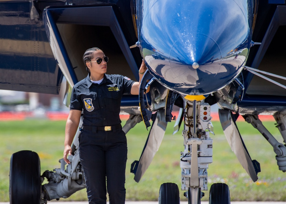 The Blue Angels perform at the Wings Over Cowtown Airshow