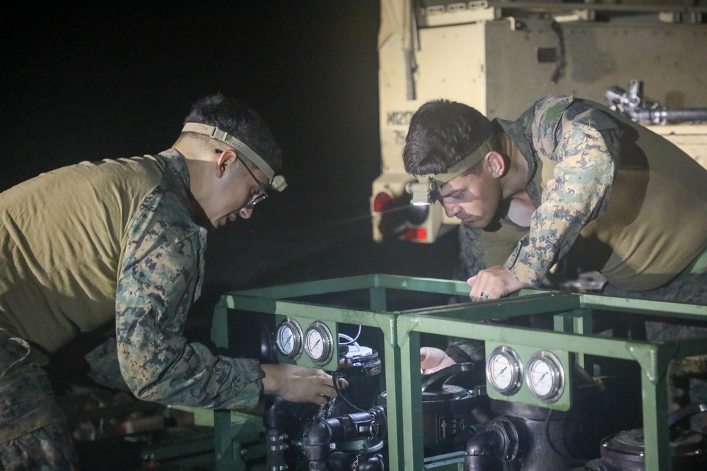 CLB 24 Marines Conduct Water Purification during COMPTUEX