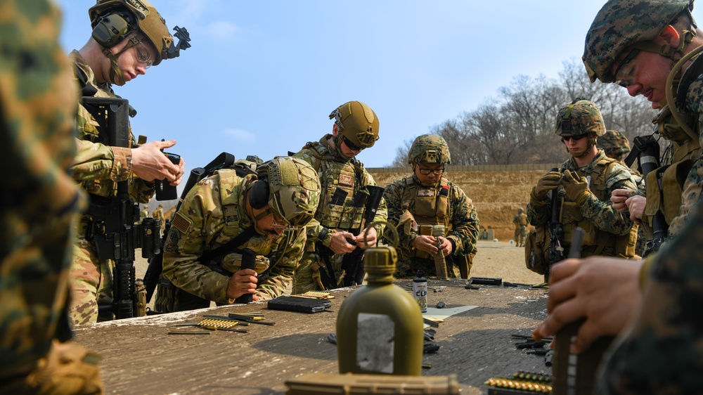 MWSS-171 Marines partner with 8th SFS Airmen for joint training in South Korea