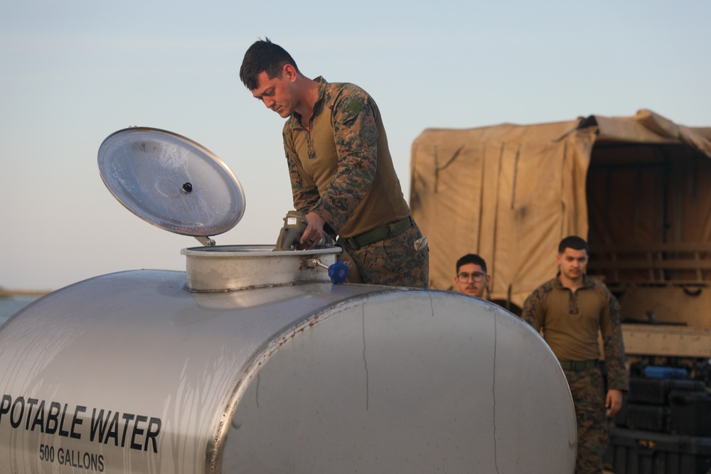 CLB 24 Marines Conduct Water Purification during COMPTUEX