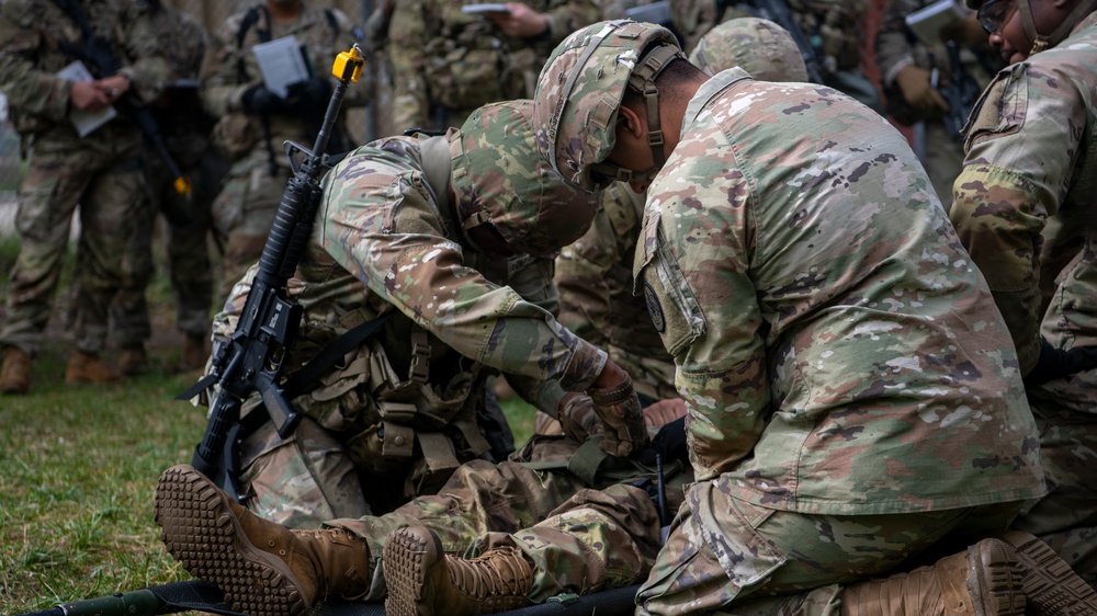 8th Army Hosts Expert Field Medic Badge Exercise