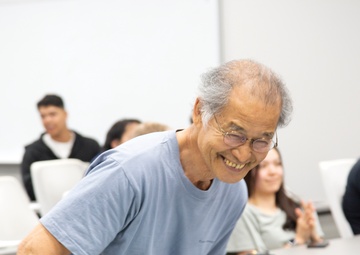 Camp Schwab Adult English Program Completion Ceremony/キャンプ・シュワブ英会話クラス修了式