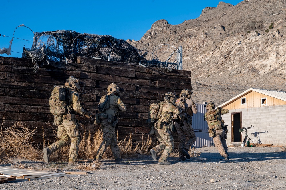 Special Tactics Airmen conduct a direct-action training mission during Emerald Warrior 24 (EW24)